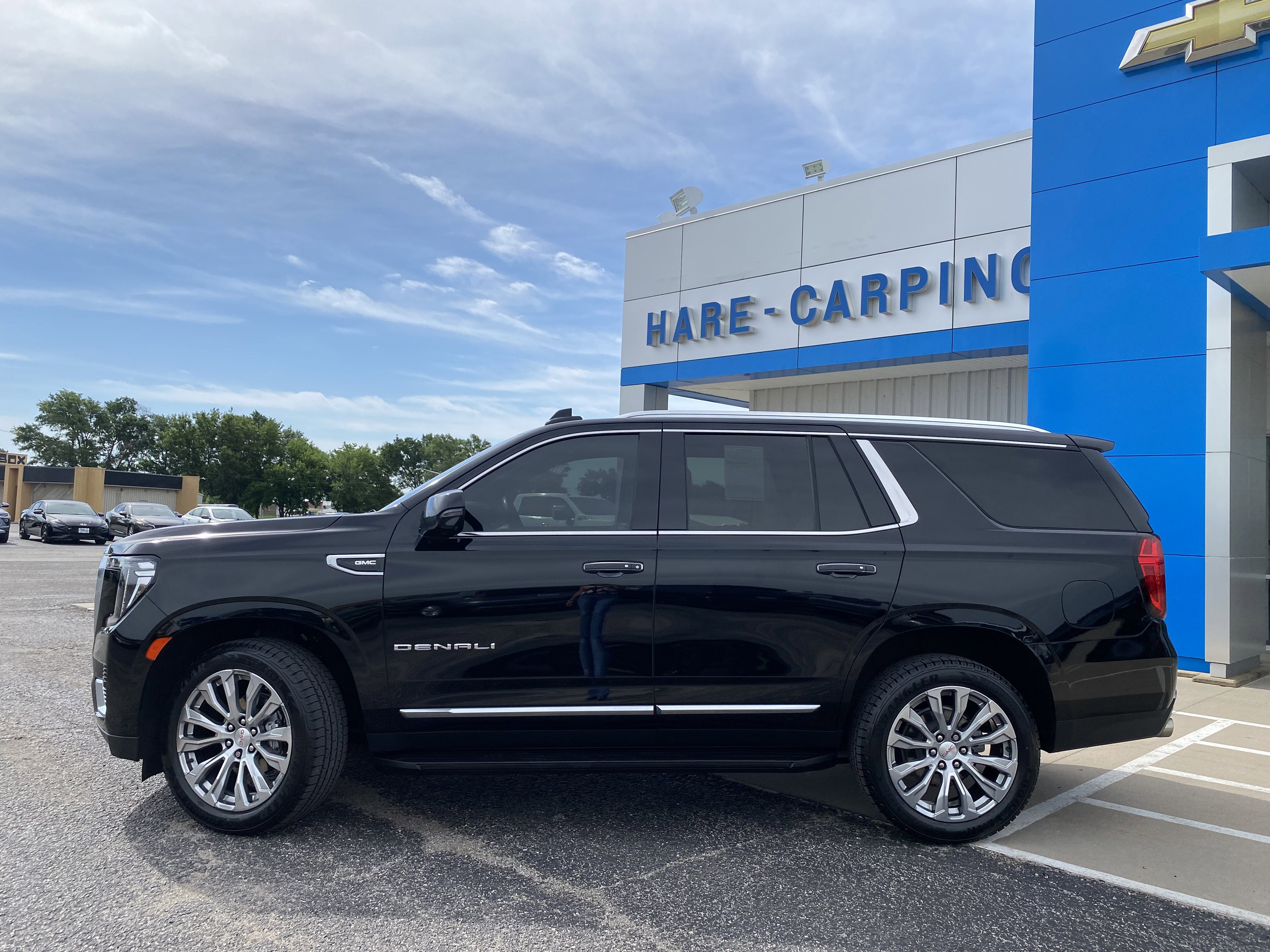 2022 GMC Yukon — side profile view